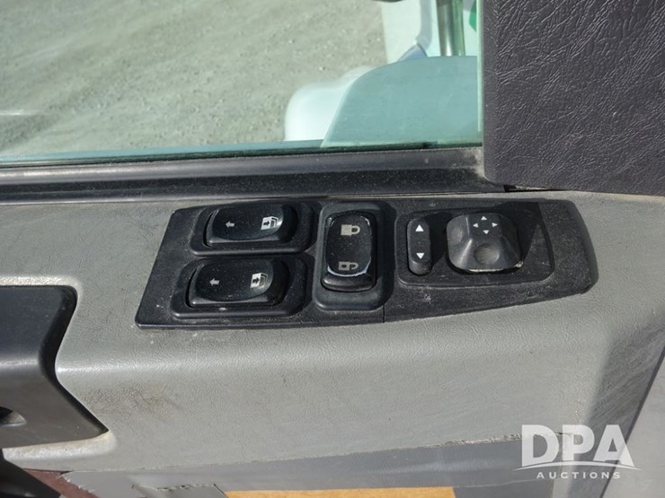 2018-freightliner-coronado-day-cab-glider-truck-(pz13985,-unit-775)-image-97