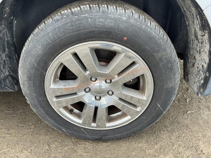 2011-ford-edge-image-15