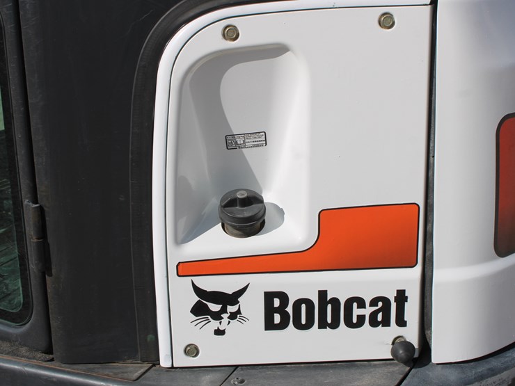 2016-bobcat-e32i-image-29