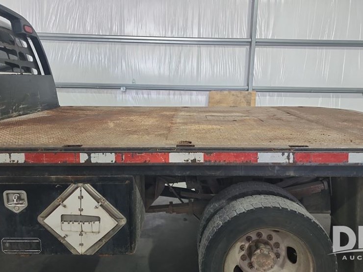 2015-dodge-ram-5500-image-11