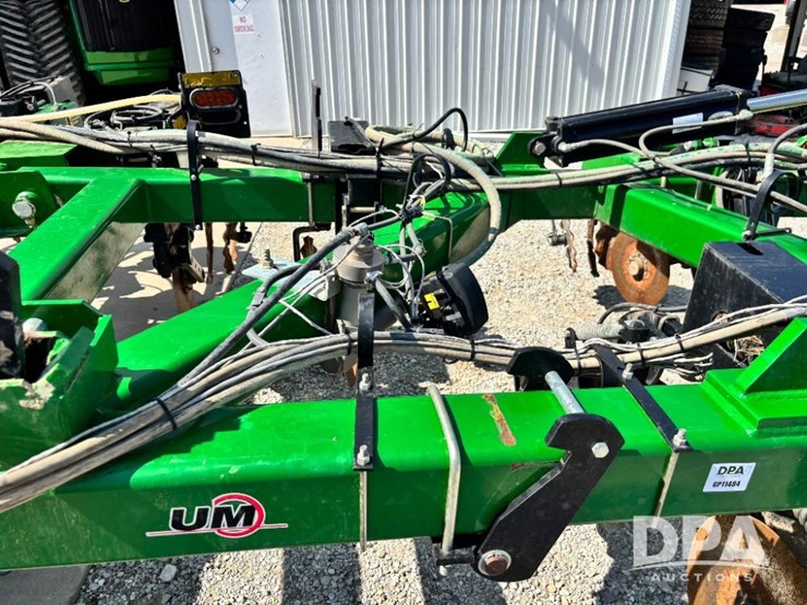 2021-unverferth-3500-image-28