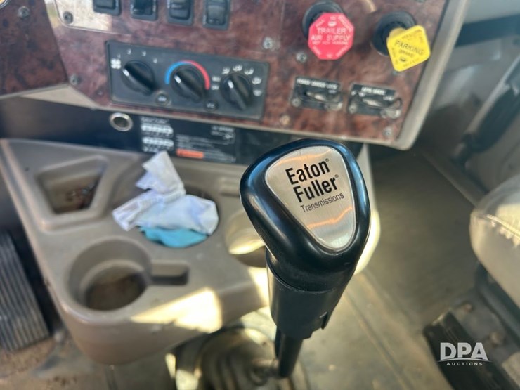 2006-international-9400i-liquid-truck-(cp1185-unit-15319)-image-35