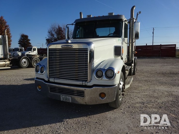 2018-freightliner-coronado-day-cab-glider-truck-(pz13996,-unit-773)-image-3