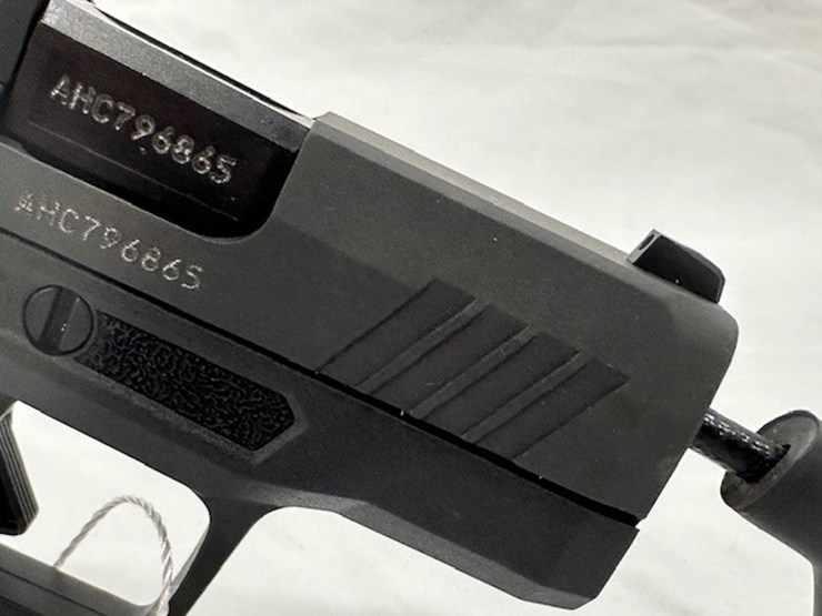 #2025-00059-•-taurus-gx4-pistol-image-22