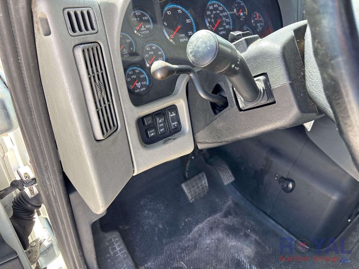 2015-international-transtar-8600-image-25