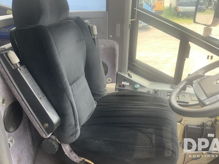 2001-mci-102-el3-image-53