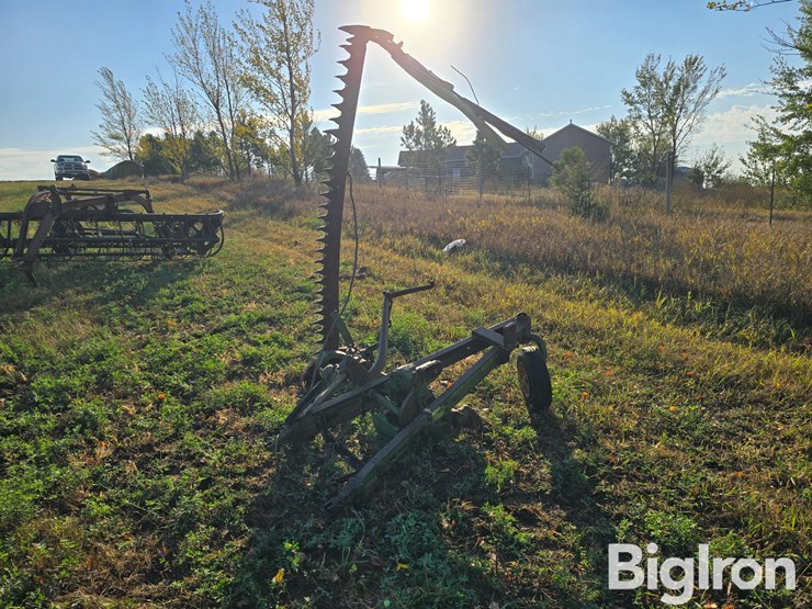 john-deere-7-image-1