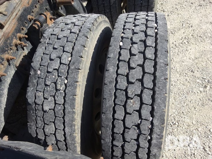 2017-freightliner-coronado-day-cab-glider-truck-(pz13993,-unit-725)-image-49