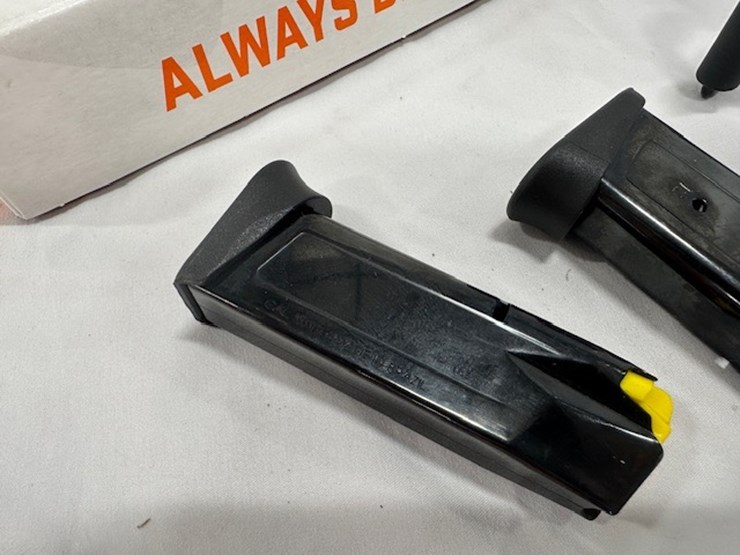 #2025-00071-•-taurus-g3c-pistol-image-4