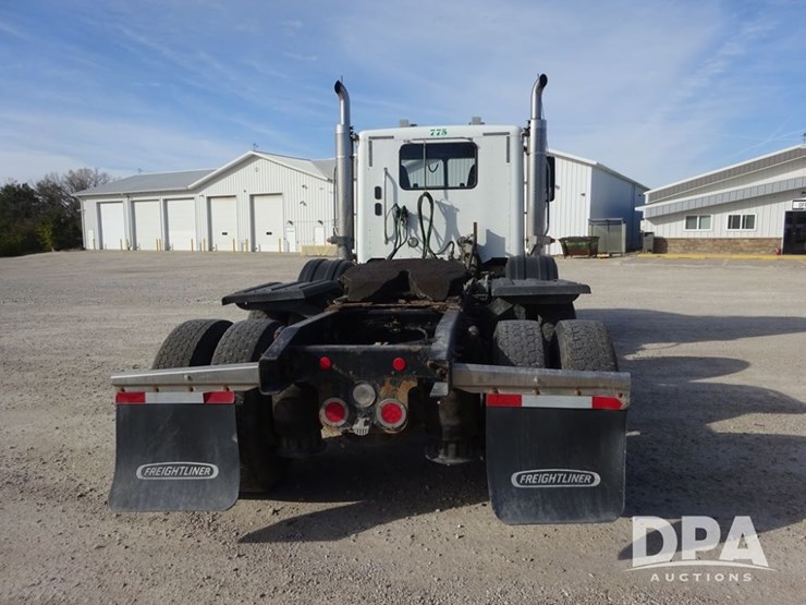 2018-freightliner-coronado-day-cab-glider-truck-(pz13985,-unit-775)-image-26