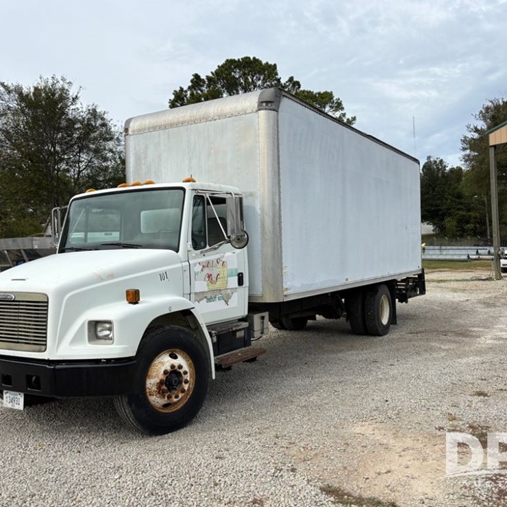 2000 FREIGHTLINER FL70