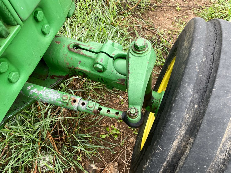 john-deere-3010-image-31