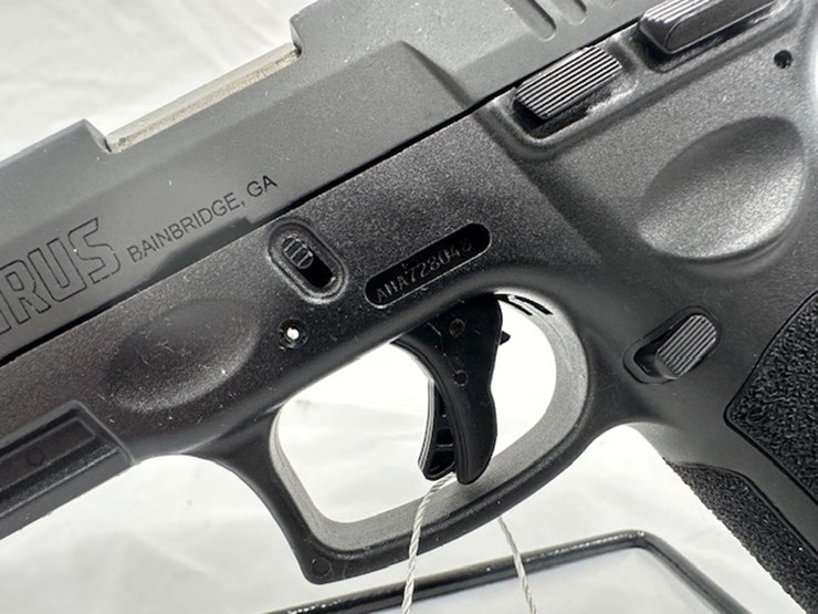 #2025-00061-•-taurus-g3-pistol-image-13