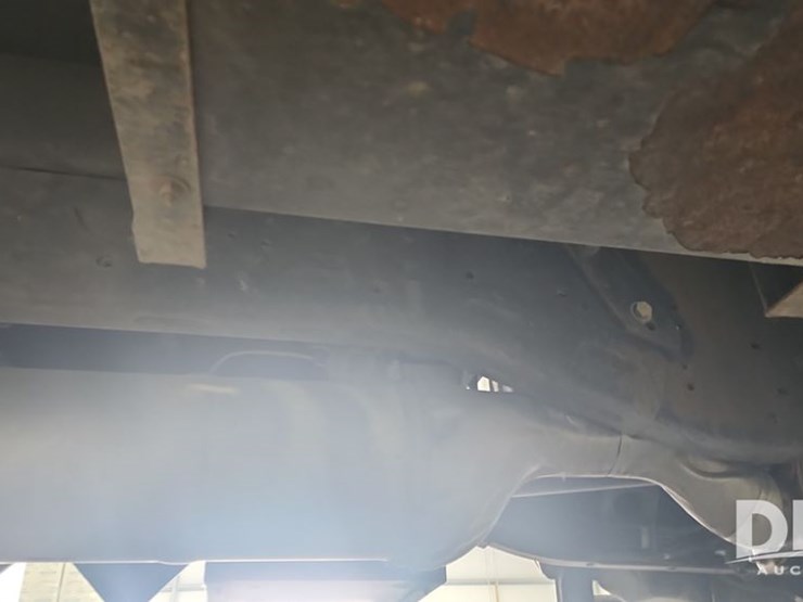 2015-dodge-ram-5500-image-23