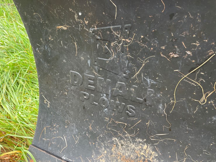 #8131-•-72"-atv-plow-image-12