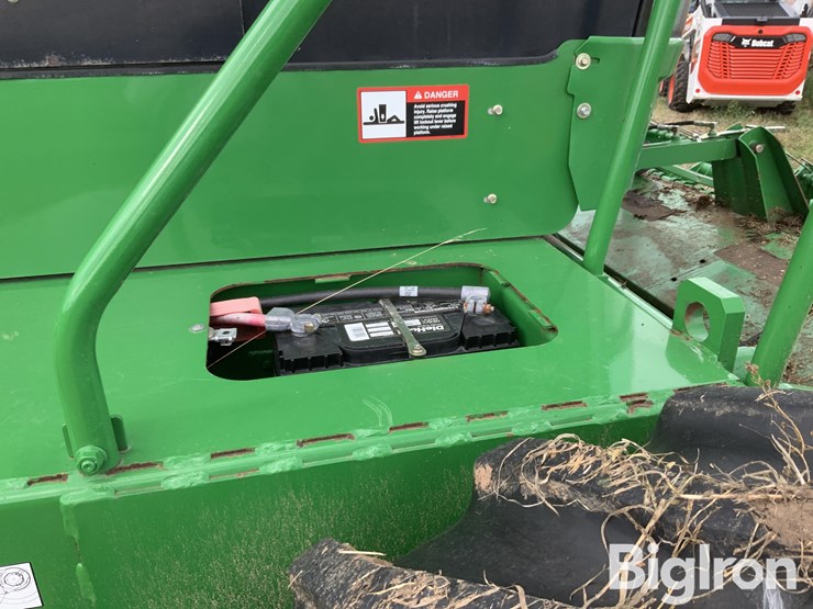 2005-john-deere-4895-image-13