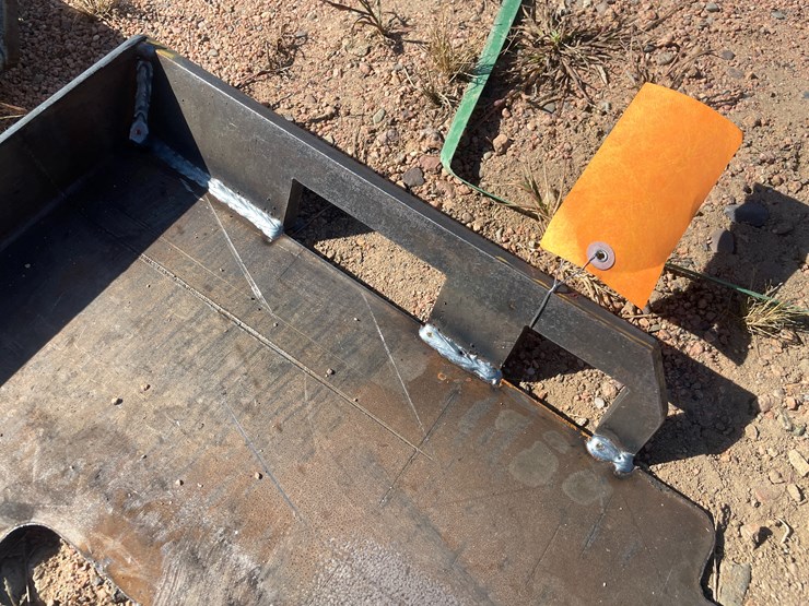 #4130-•-universal-adaptor-plate-image-5