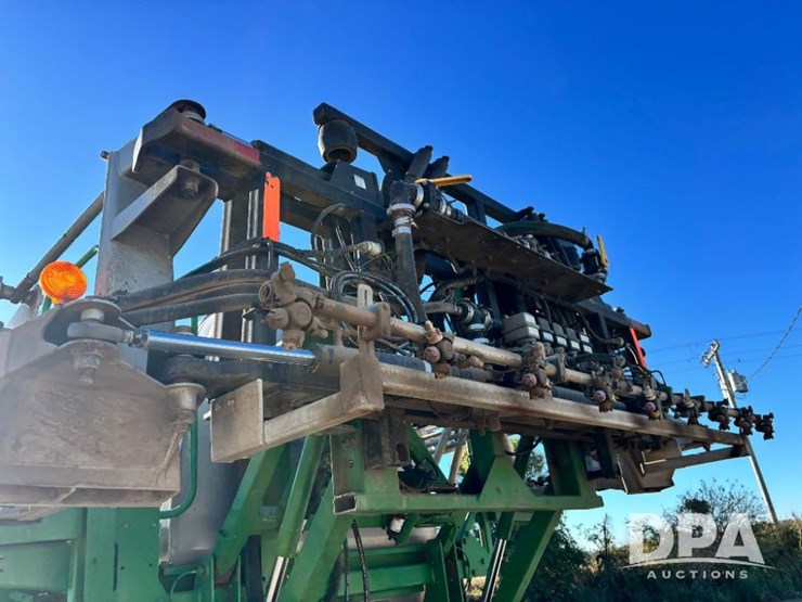 2013-john-deere-4830-image-98