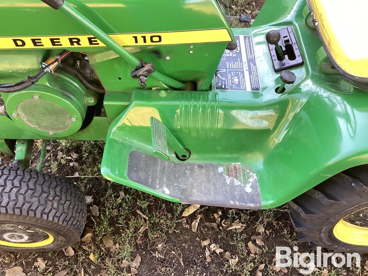 john-deere-110-image-19