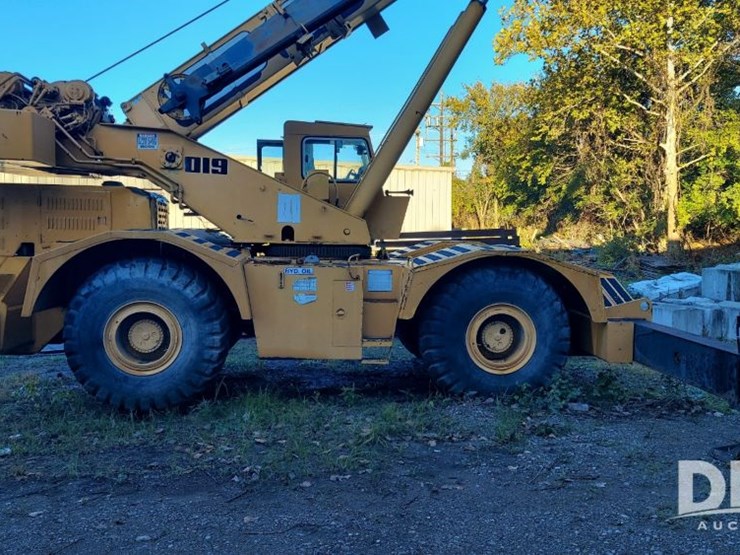 1984-grove-rt740-image-5