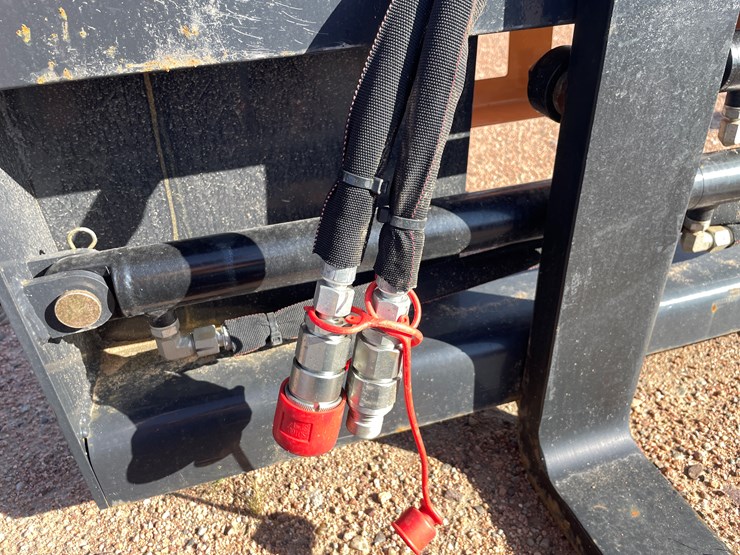 #4090-•-wolverine-pallet-fork-hydraulic-adjustable-attachment-image-12