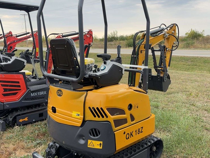 mini-excavator-qk18z-image-5
