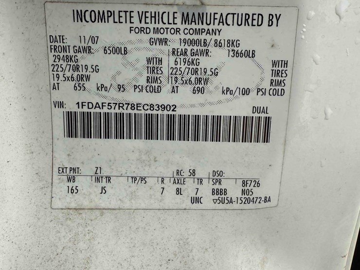 2007-ford-f550-image-22