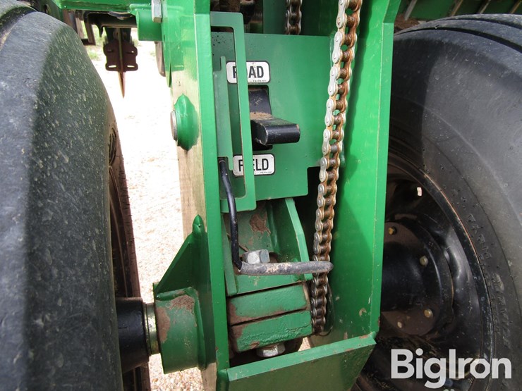 2012-great-plains-2s2600hd-image-16