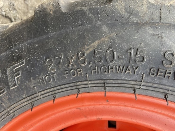 2010-kubota-l3200-image-25