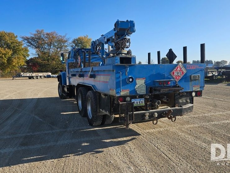 1996-ford-lt9000-image-7