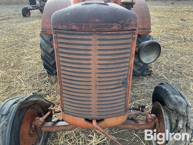 case-la-2wd-tractor-image-11