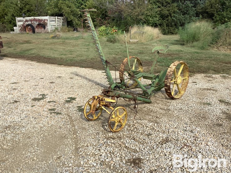 john-deere-6-image-1