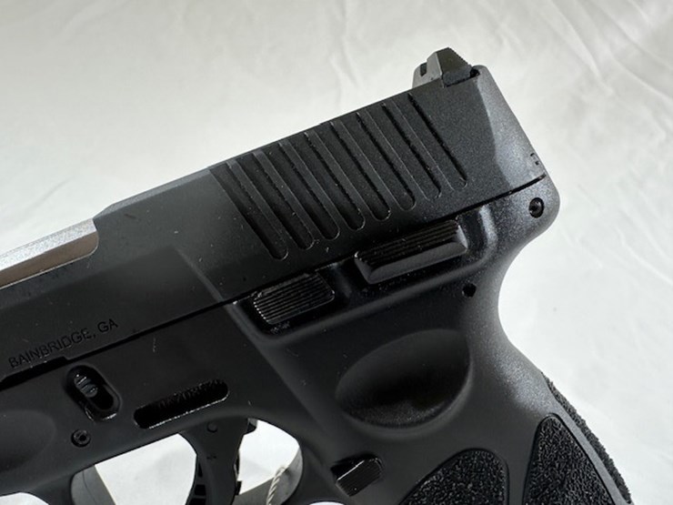 #2025-00068-•-taurus-g3c-pistol-image-16