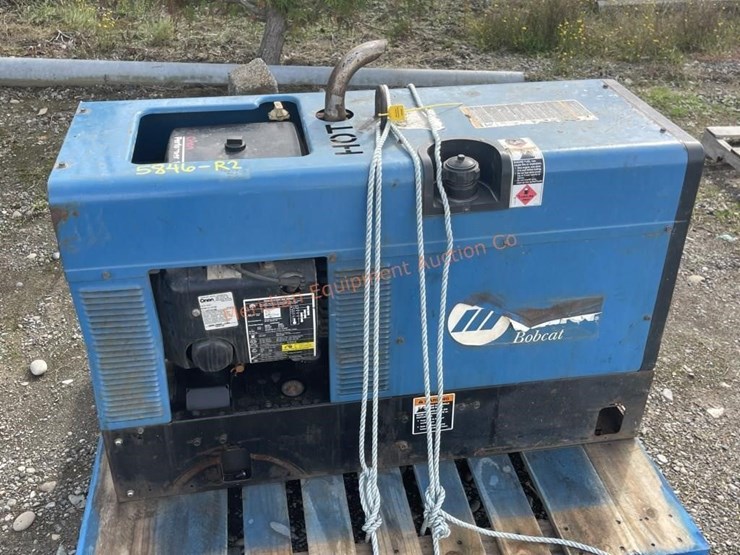 bobcat-miller-225-gas-powered-welder/generator-image-1