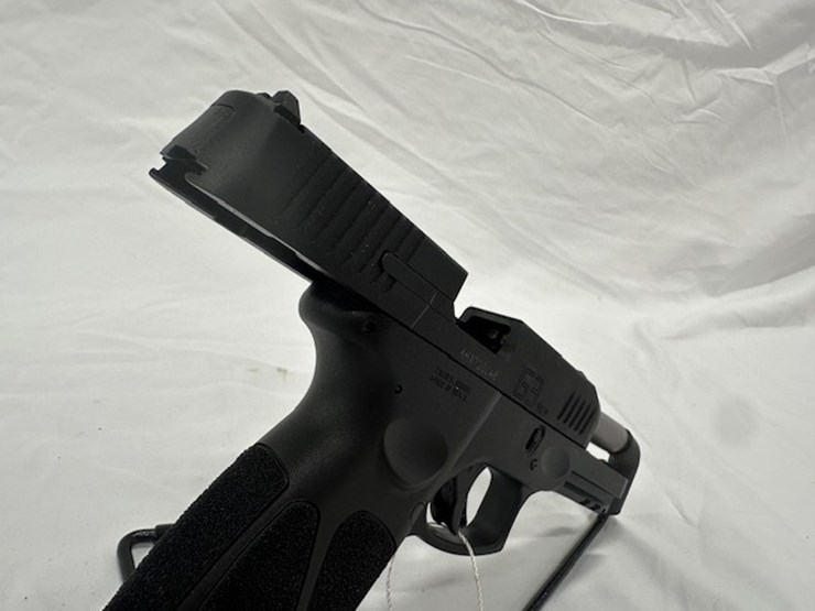 #2025-00061-•-taurus-g3-pistol-image-32
