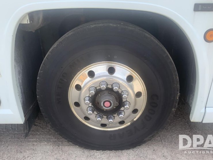 2001-mci-102-el3-image-41