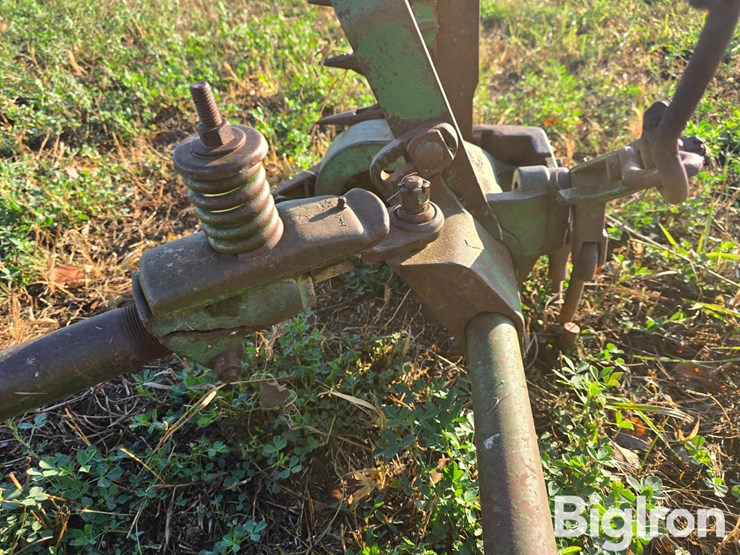 john-deere-7-image-17