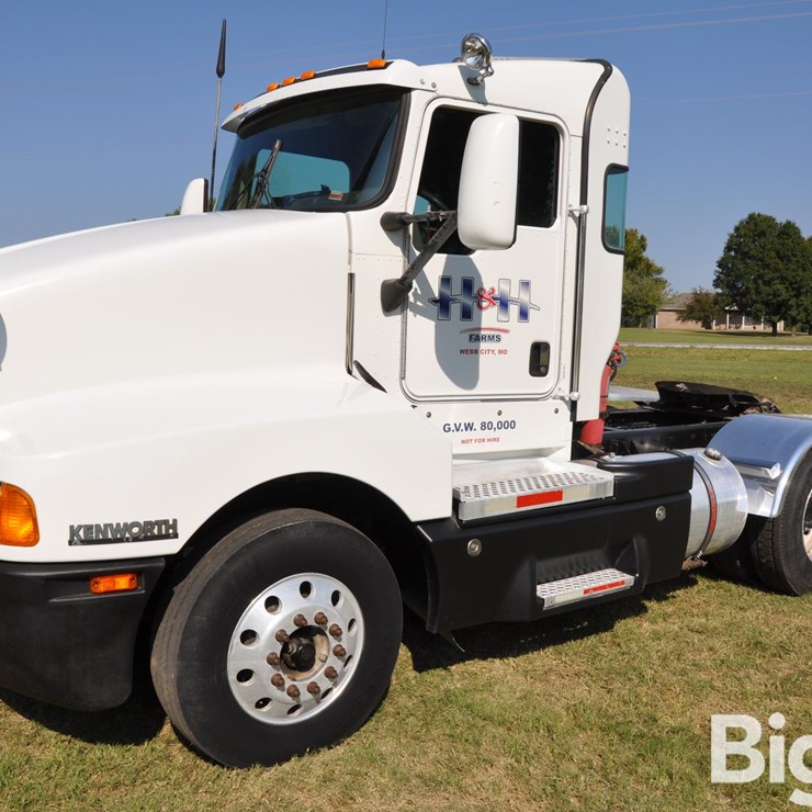 2003 KENWORTH T600