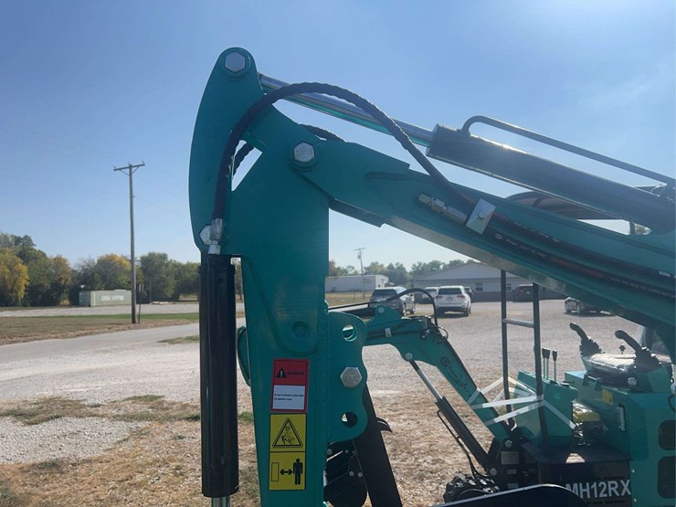 mini-excavator-h15r-image-10