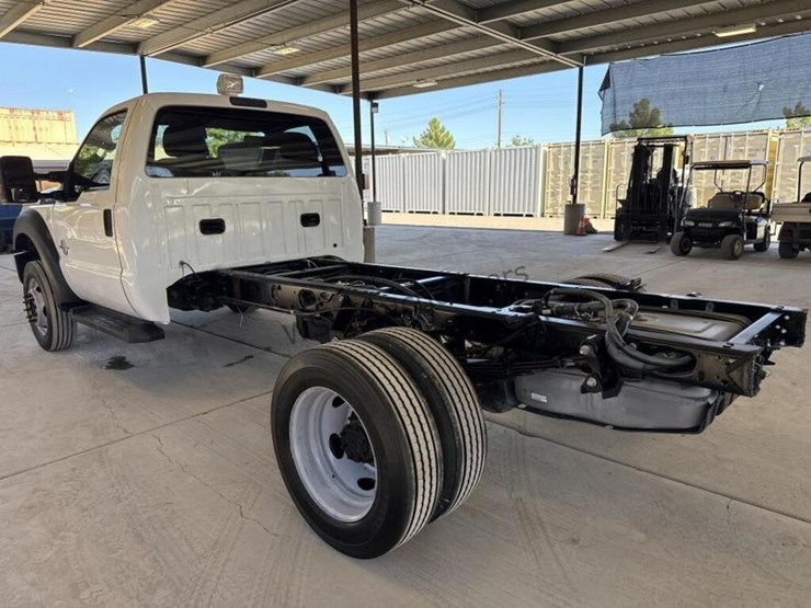 2016-ford-f550-image-5