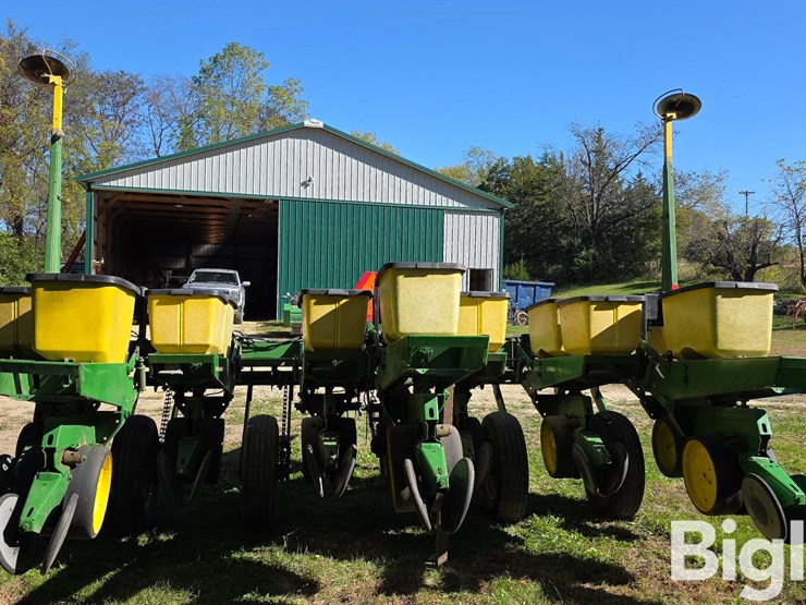 john-deere-7000-image-6