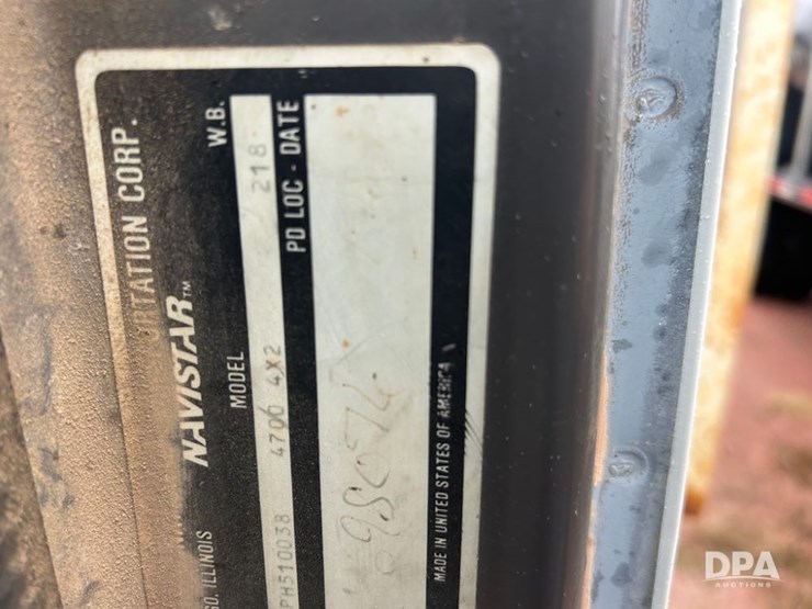 1993-international-4700-image-47