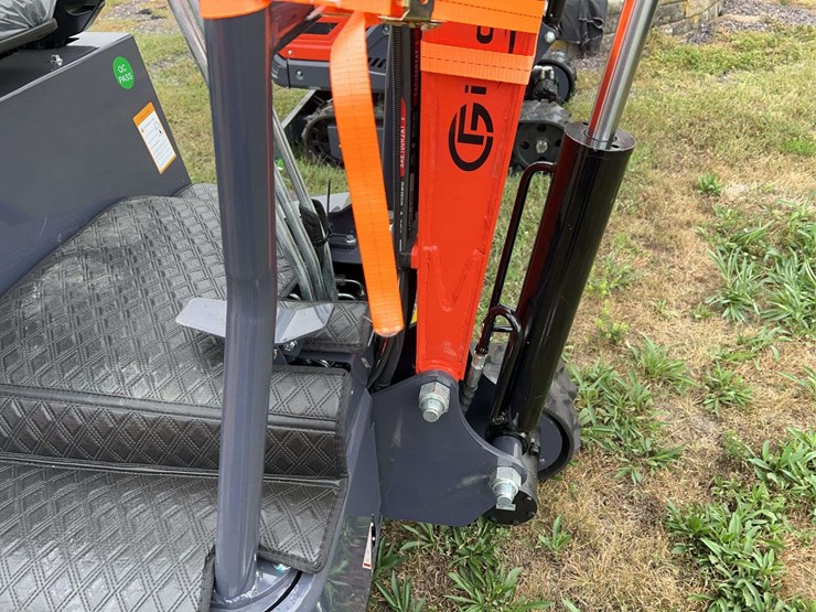 mini-excavator-mx15rx-image-31