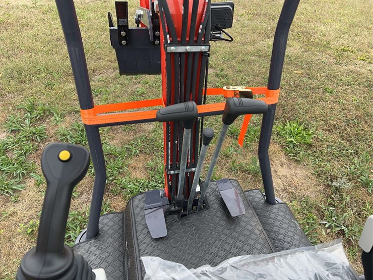 mini-excavator-mx15rx-image-20