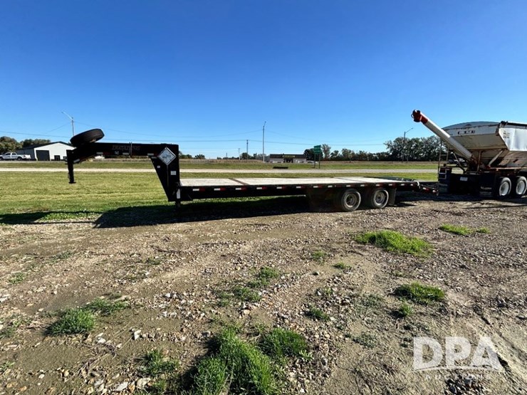 2017-travalong-gooseneck-trailer-(gp11710,-unit-126166)-image-16