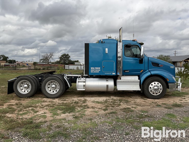 2020-peterbilt-579-image-4