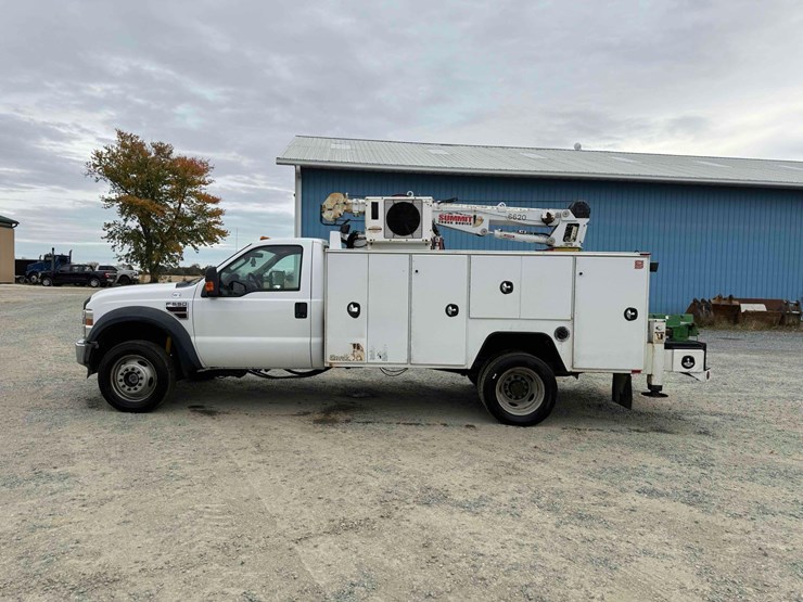 2007-ford-f550-image-1