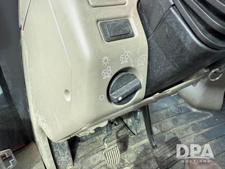 2020-case-ih-trident-5550-image-75