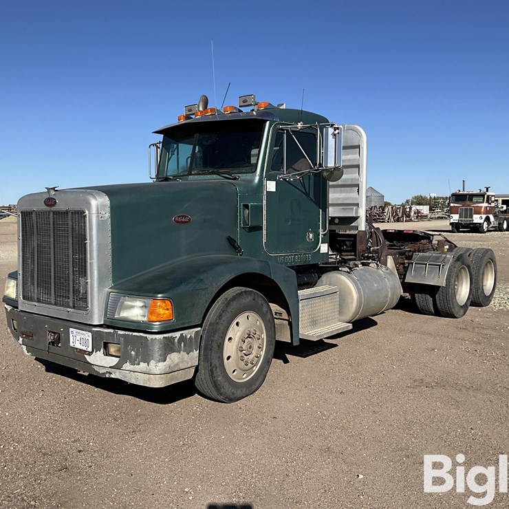 1992 PETERBILT 377