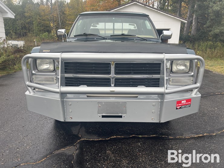 1993-dodge-ram-250-image-2